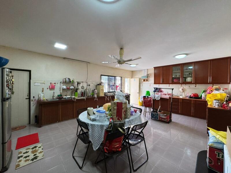 For Sale - [Big Garden 1 Sty Semi-D] Taman Kennedy Cheeseman Greenlane