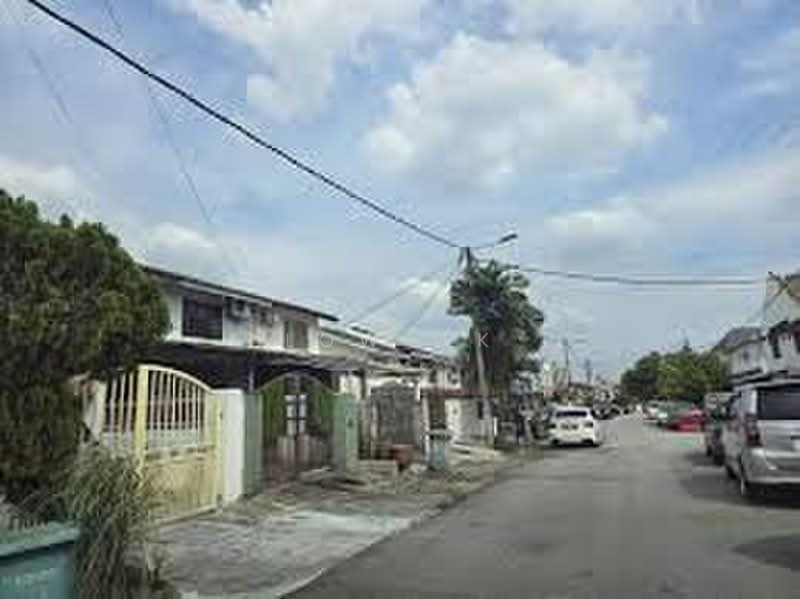 2-storey Terraced House for Sale in Bandar Baru Sri Petaling (Sri Petaling) - LOW WK - Exterior - PropertyGuru.com.my