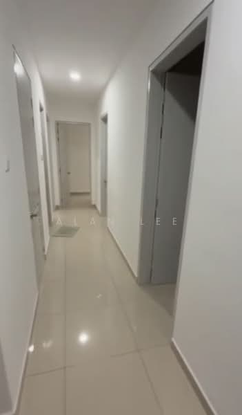 Kondominium untuk Disewa di Alstonia Residence - Alan Lee - Corridor - PropertyGuru.com.my