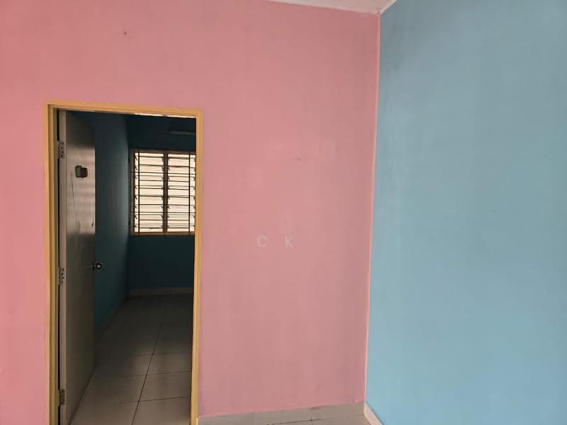 Apartment for Rent at Pangsapuri Akasia (Bandar Botanic) - CK Chien - Interior - PropertyGuru.com.my