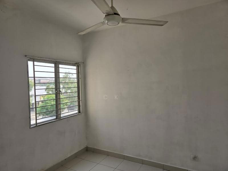 Apartment for Rent at Pangsapuri Akasia (Bandar Botanic) - CK Chien - Interior - PropertyGuru.com.my