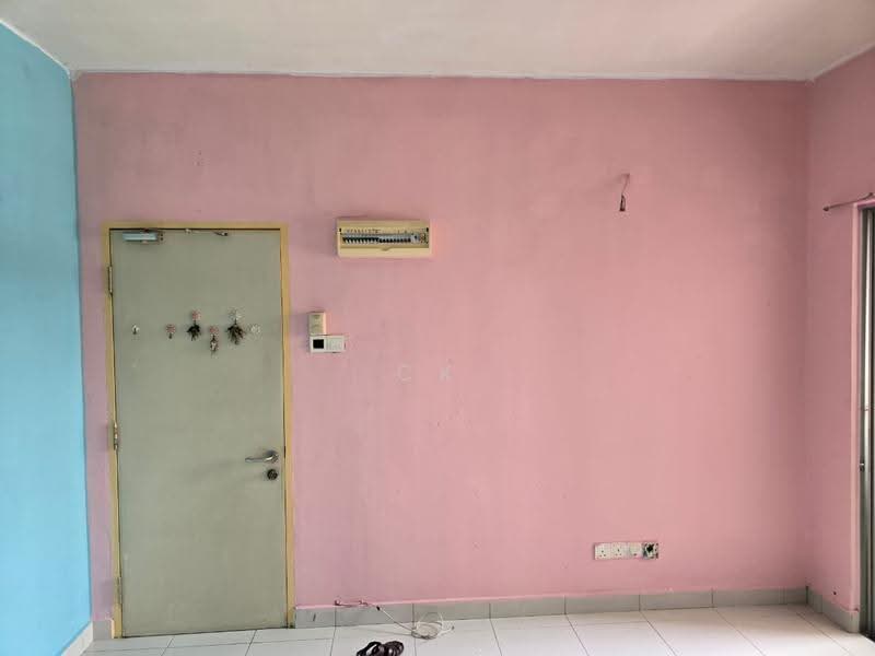 Apartment for Rent at Pangsapuri Akasia (Bandar Botanic) - CK Chien - Interior - PropertyGuru.com.my