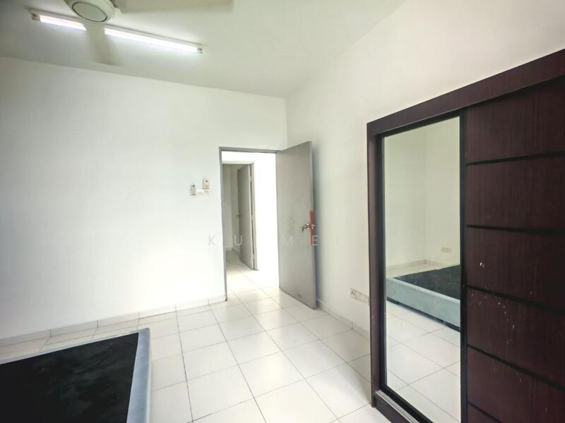 For Rent - Scott Towers @ Larkin JB