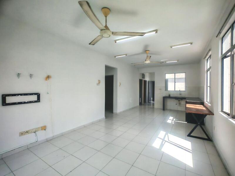 For Rent - Scott Towers @ Larkin JB