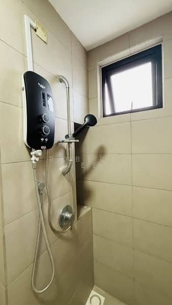 The Haute Gurney untuk Untuk Disewa - RM 3,200 /bulan, Mac 2026 - Bathroom - PropertyGuru.com.my