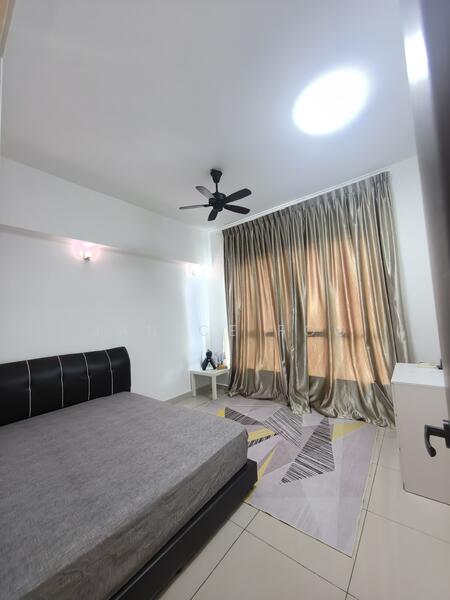 Tropez Residences untuk Untuk Disewa - RM 2,300 /bulan, Mac 2026 - Bedroom - PropertyGuru.com.my