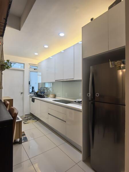 Tropez Residences untuk Untuk Disewa - RM 2,300 /bulan, Mac 2026 - Kitchen - PropertyGuru.com.my