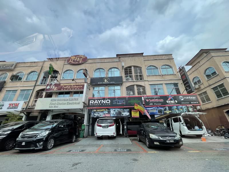Shop / Office untuk Dijual di Bandar Puteri Puchong (Puchong) - Jeffrey Ee - PropertyGuru.com.my