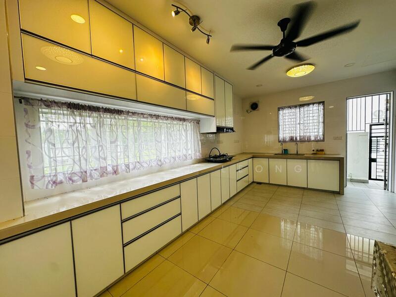 Terraced House for Sale in Ijok (Selangor) - Patrick Leong - Kitchen - PropertyGuru.com.my