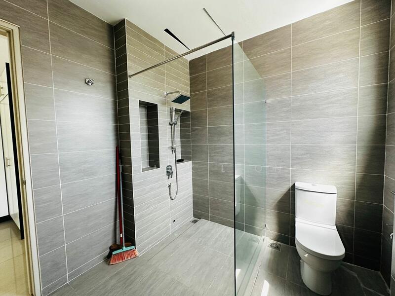 Terraced House for Sale in Ijok (Selangor) - Patrick Leong - Bathroom - PropertyGuru.com.my