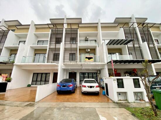 Anggun 3 @ Rawang New Town Centre untuk Untuk Dijual - RM 820,000, Jan 2026