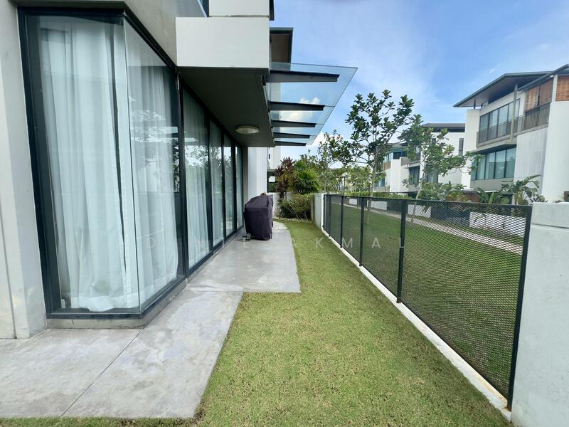 Semi-Detached House for Sale in Kajang (Selangor) - Dinie Akmal - Exterior - PropertyGuru.com.my