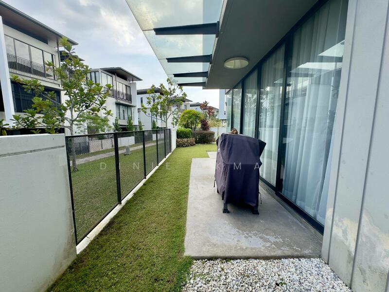 Semi-Detached House for Sale in Kajang (Selangor) - Dinie Akmal - Exterior - PropertyGuru.com.my