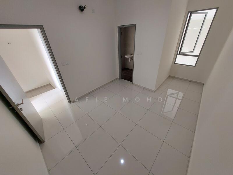 Rumah Teres 2 Tingkat untuk Dijual di Puchong (Selangor) - Rafie Mohd - Bathroom - PropertyGuru.com.my