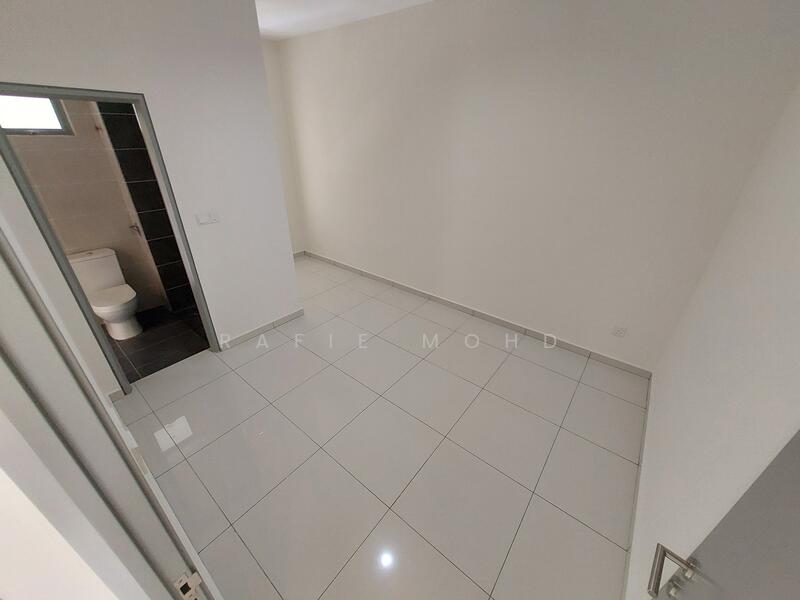 Rumah Teres 2 Tingkat untuk Dijual di Puchong (Selangor) - Rafie Mohd - Bathroom - PropertyGuru.com.my
