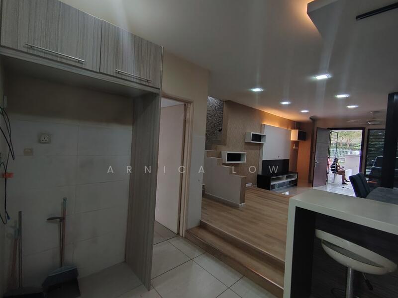 Townhouse for Sale in 16 Sierra (Puchong) - Arnica Low - Kitchen - PropertyGuru.com.my