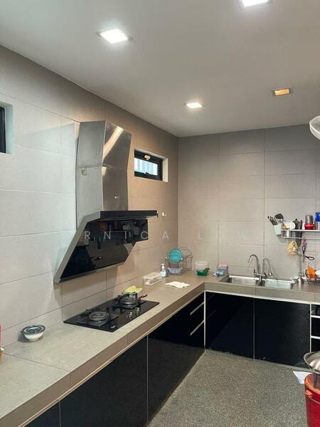 Semi-Detached House for Sale in 16 Sierra (Puchong) - Arnica Low - Kitchen - PropertyGuru.com.my