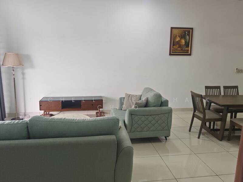 Rumah Teres 2 Tingkat untuk Dijual di U16, Elmina Gardens (Shah Alam) - Michelle Lee - Living Room - PropertyGuru.com.my
