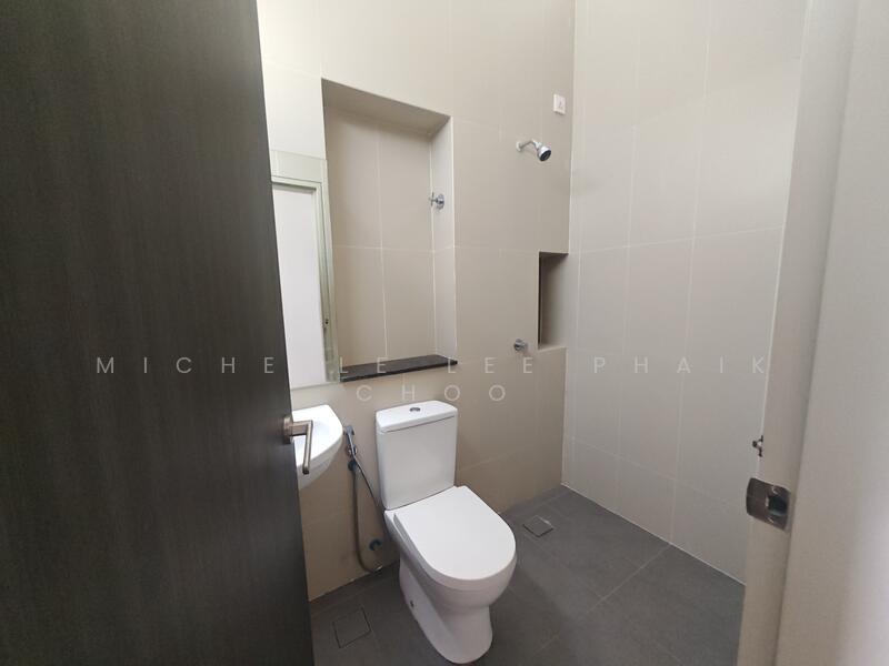 Rumah Teres 2 Tingkat untuk Dijual di U16, Elmina Gardens (Shah Alam) - Michelle Lee - Bathroom - PropertyGuru.com.my