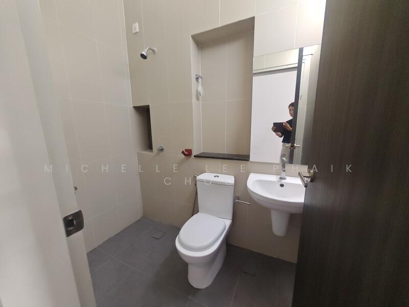 Rumah Teres 2 Tingkat untuk Dijual di U16, Elmina Gardens (Shah Alam) - Michelle Lee - Bathroom - PropertyGuru.com.my