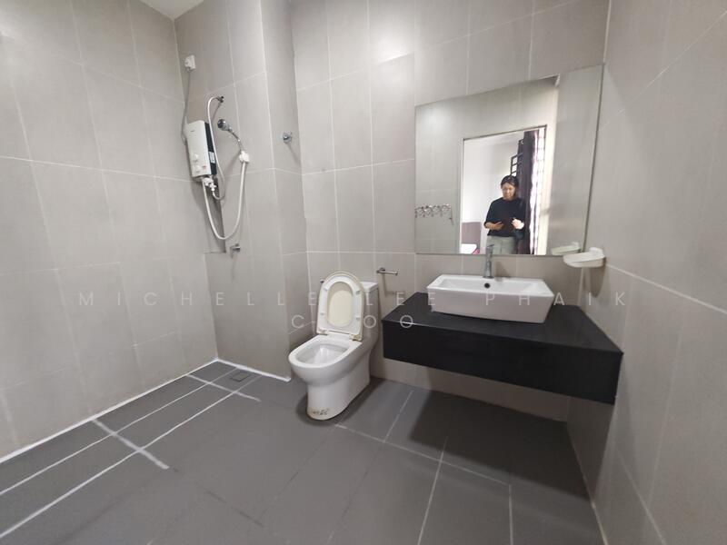 Rumah Teres 2 Tingkat untuk Dijual di U16, Elmina Gardens (Shah Alam) - Michelle Lee - Bathroom - PropertyGuru.com.my