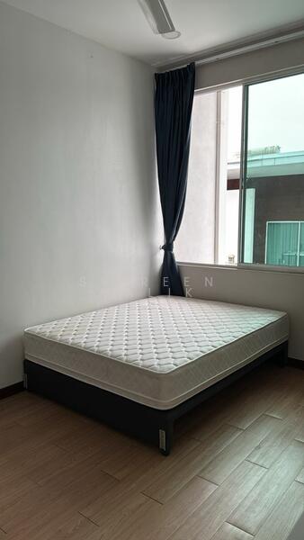 Semi-Detached House for Sale in Cyberjaya (Selangor) - Shireen Malik - Bedroom - PropertyGuru.com.my