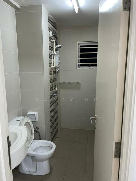 Condominium for Rent at Hijauan Puteri Condominium - Maddy Ho - Bathroom - PropertyGuru.com.my