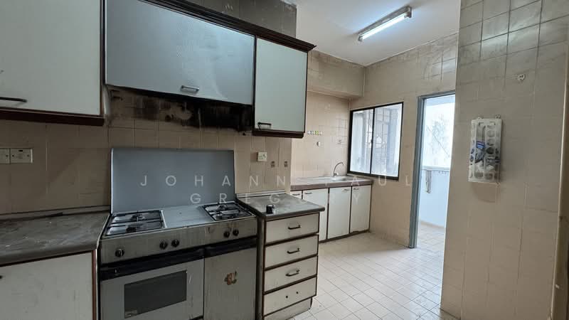 Condominium for Sale at The Vistana - Johann Paul Gregory Gregory - Kitchen - PropertyGuru.com.my