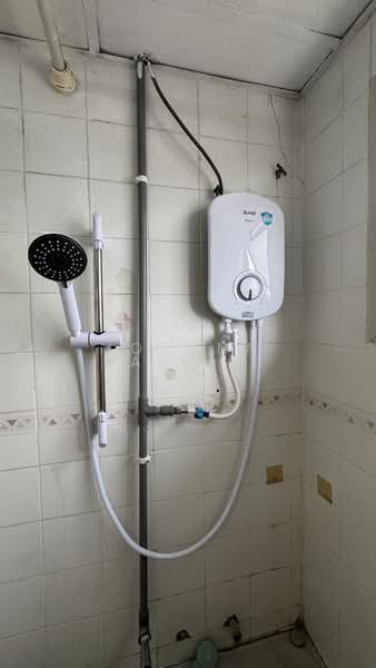 Condominium for Sale at The Vistana - Johann Paul Gregory Gregory - Bathroom - PropertyGuru.com.my