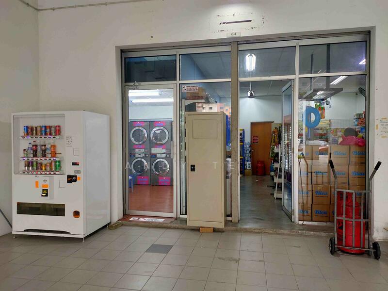 Laundry & Mini-market