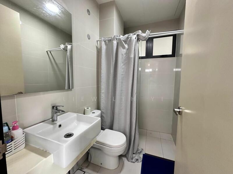 Semi-Detached House for Sale in Iskandar Puteri (Nusajaya) (Johor) - Liew Lih Yi - Bathroom - PropertyGuru.com.my