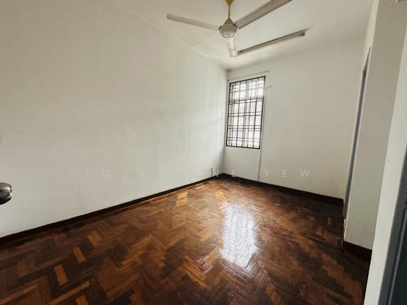 2-storey Terraced House for Sale in Bandar Seri Alam (Masai) - Josephine Yew - Bedroom - PropertyGuru.com.my