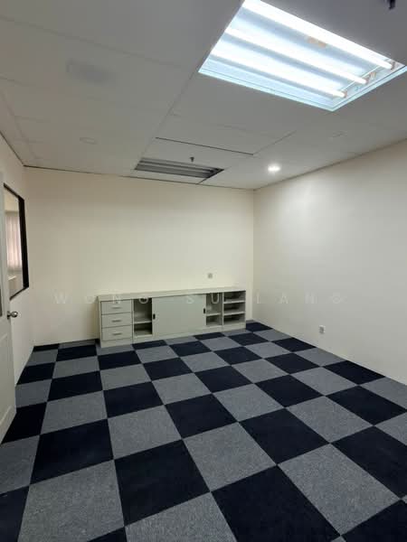 Untuk Dijual - Wisma Merdeka Shopping Mall