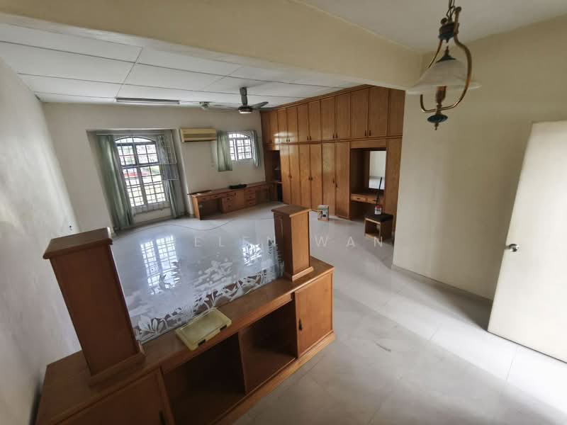 2.5-storey Terraced House for Sale in Taman Wangsa Permai (Kepong) - Helen Wan - Bedroom - PropertyGuru.com.my