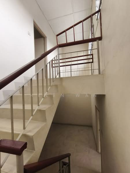 2.5-storey Terraced House for Sale in Taman Wangsa Permai (Kepong) - Helen Wan - Corridor - PropertyGuru.com.my