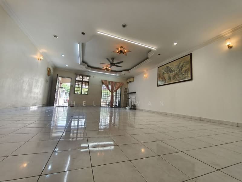 2.5-storey Terraced House for Sale in Taman Wangsa Permai (Kepong) - Helen Wan - Living Room - PropertyGuru.com.my