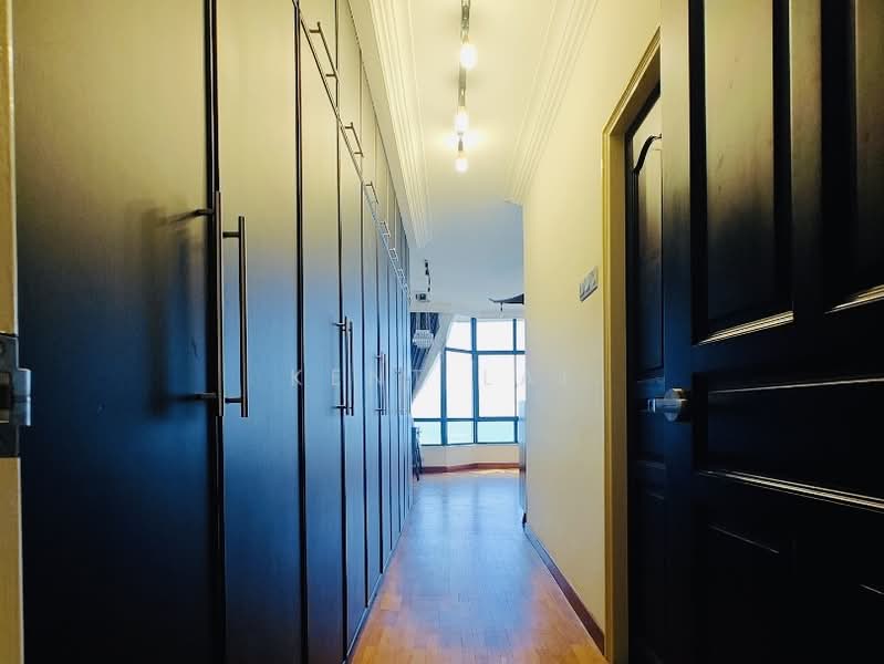 Kondominium untuk Dijual di Diamond Villa Condominium - Kent Lai - Corridor - PropertyGuru.com.my