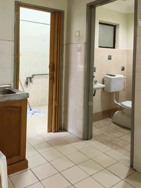 Pangsapuri untuk Dijual di Vista Bayu - HS Ong - Kitchen - PropertyGuru.com.my