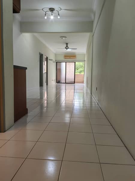 Pangsapuri untuk Dijual di Vista Bayu - HS Ong - Living Room - PropertyGuru.com.my