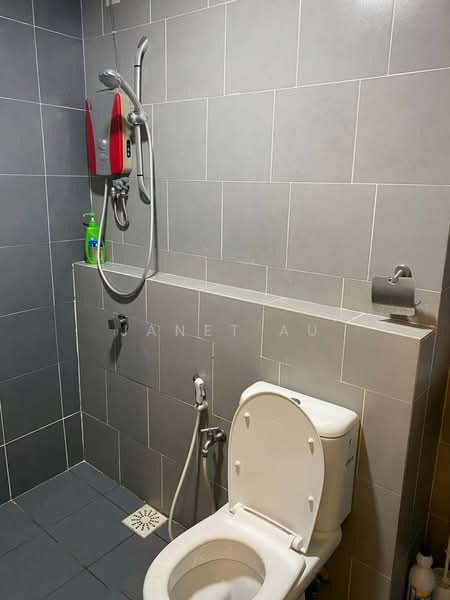 Service Residence for Sale at Flexis @ One South - Janet Au - PropertyGuru.com.my