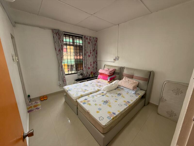 For Sale - Taman Universiti Tamans Universitis