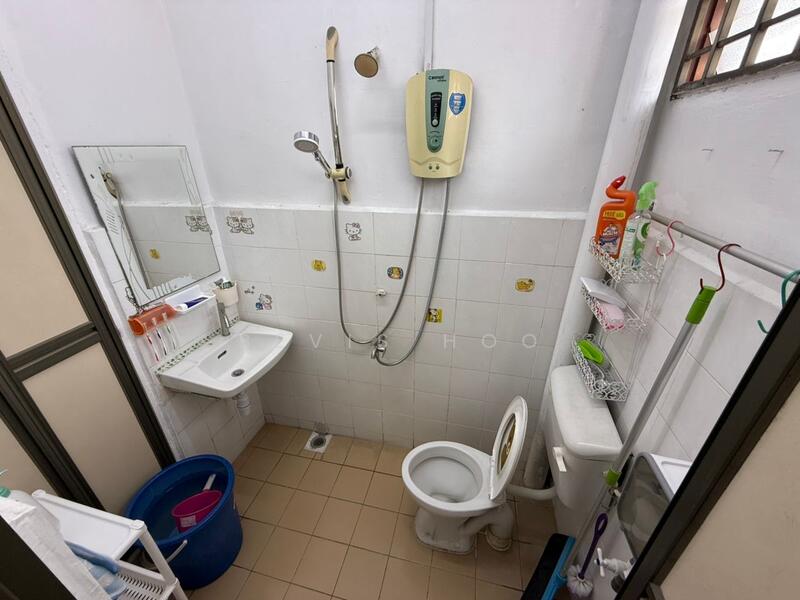 For Sale - Taman Universiti Tamans Universitis