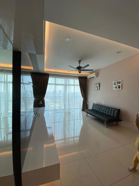 Kondominium untuk Disewa di Meridien Residence - Carine Lee - Living Room - PropertyGuru.com.my