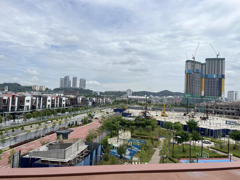 Right facing Amazing open view