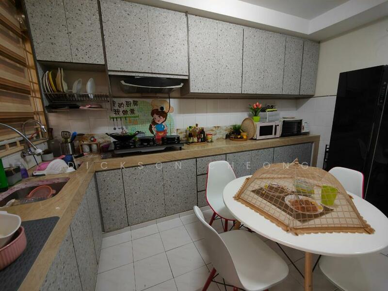 2-storey Terraced House for Sale in Bandar utama (Bandar Utama) - Dickson Cheong - Kitchen - PropertyGuru.com.my