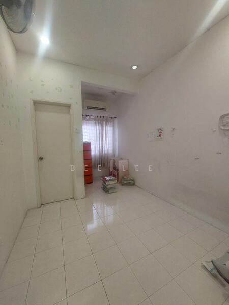 Rumah Teres 2 Tingkat untuk Disewa di Taman Klang Utama (Kapar) - Bee Lee - Bedroom - PropertyGuru.com.my
