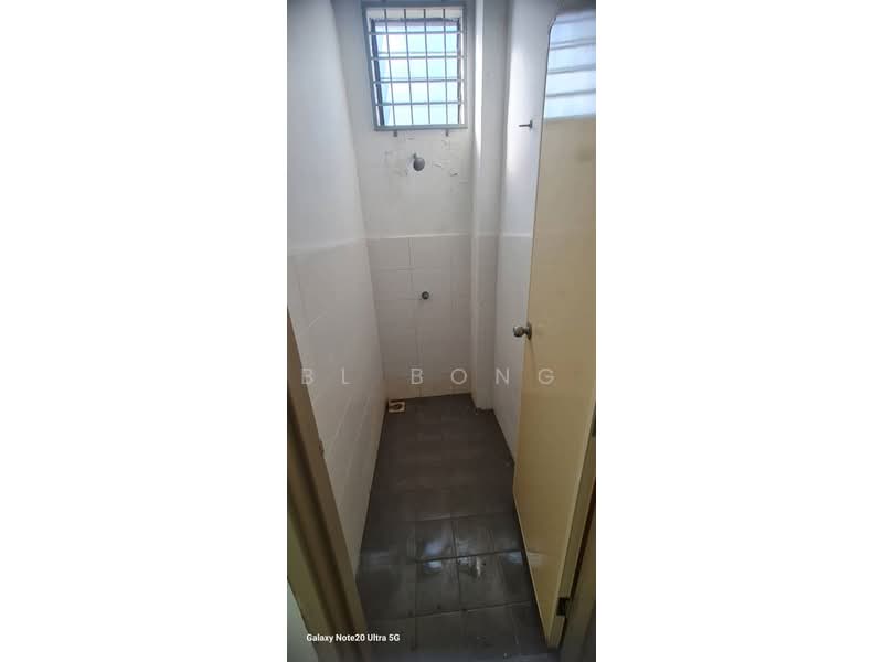 Kedai / Pejabat untuk Disewa di Melaka City (Melaka) - BL Bong - Bathroom - PropertyGuru.com.my