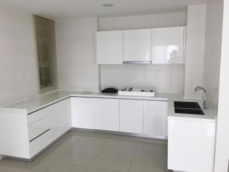 Kediaman Servis untuk Dijual di Jadite Suites - CL Ngan - Kitchen - PropertyGuru.com.my
