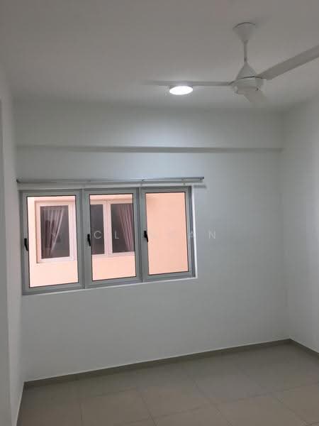 Kediaman Servis untuk Dijual di Jadite Suites - CL Ngan - Interior - PropertyGuru.com.my