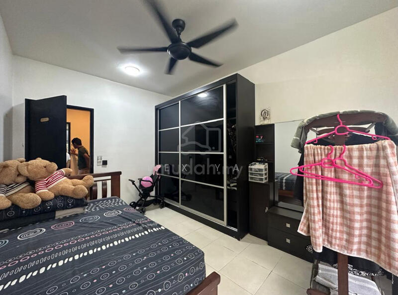 Apartment for Sale at De Bayu Apartment - Alex Yap - Bedroom - PropertyGuru.com.my
